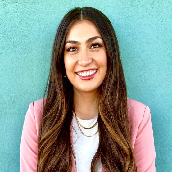 Alexis Santa Cruz, Counselor