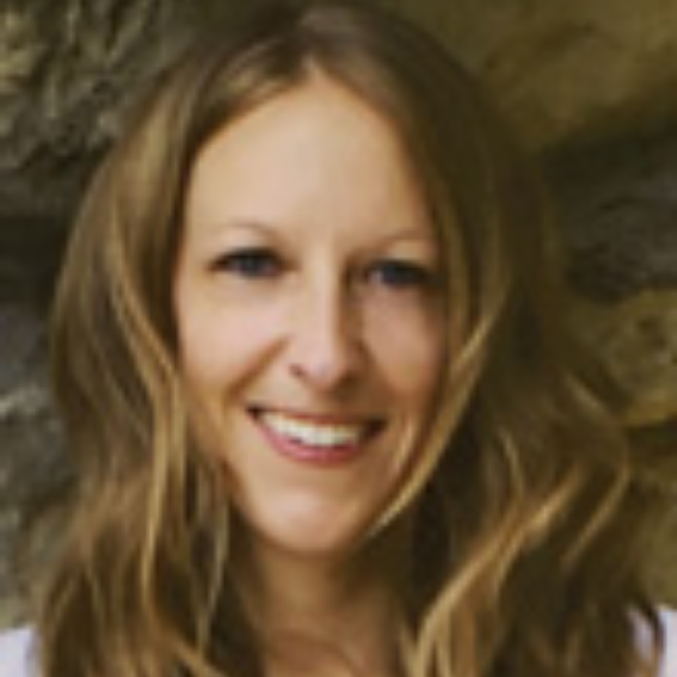 Amanda Schneweis, Licensed Marriage and Family Therapist (LMFT)