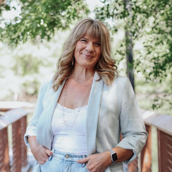 Ashlee Secord, Licensed Marriage and Family Therapist (LMFT)