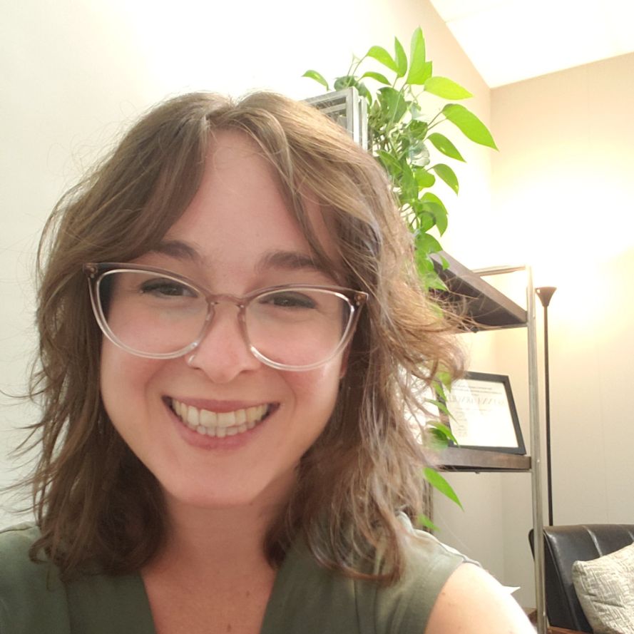 Brynna Arnold, Licensed Clinical Mental Health Counselor (LCMHC)