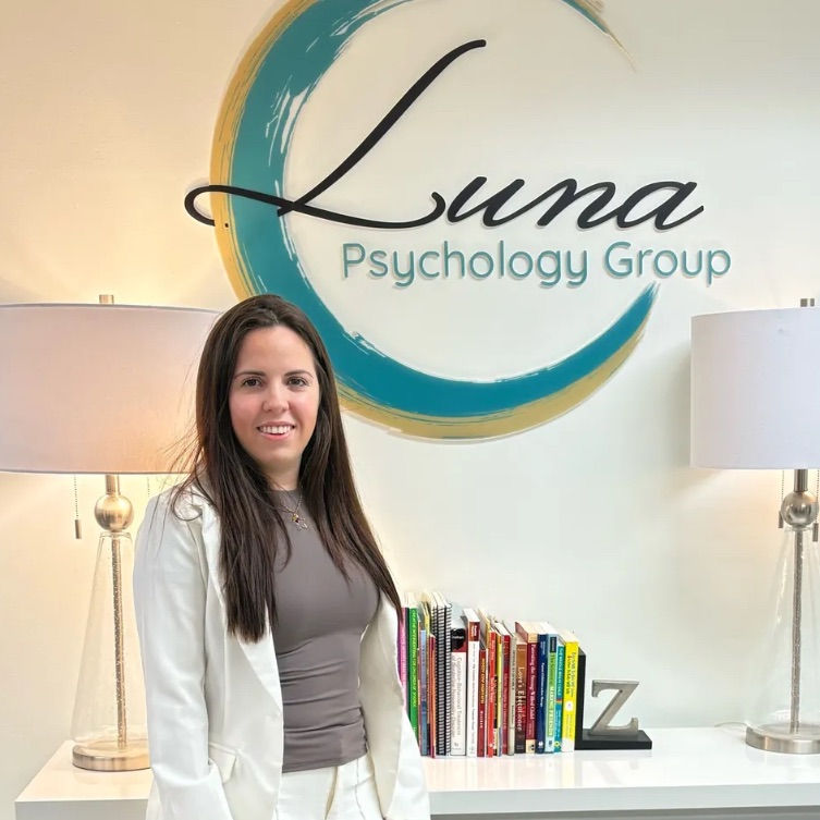 Carolina Vega-Suarez, Psychologist