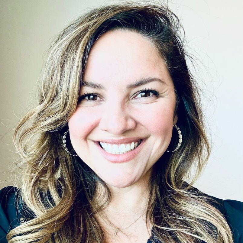 cindy guzman, Licensed Associate Counselor (LAC)