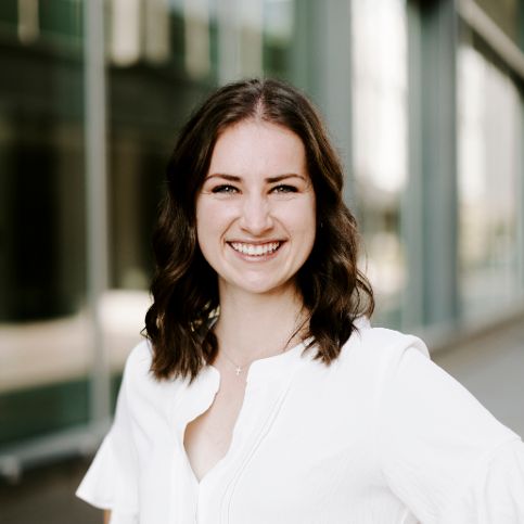 Elizabeth Gouger, Licensed Master Social Worker (LMSW)