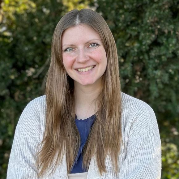 Emily Cote, Psychologist
