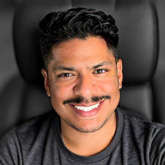 Isaac Gonzalez Salas, Licensed Marriage and Family Therapist (LMFT)