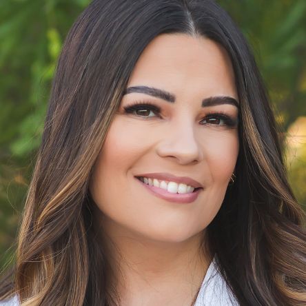 Jessie Moecia, Licensed Mental Health Counselor (LMHC)