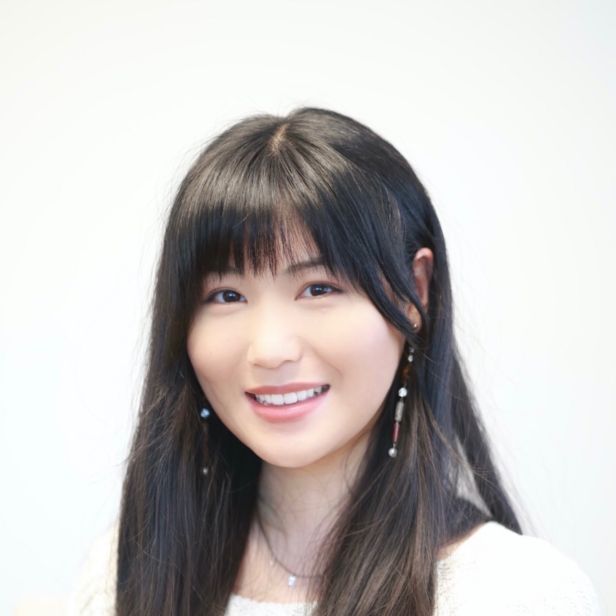Junyi Ma, Psychotherapist