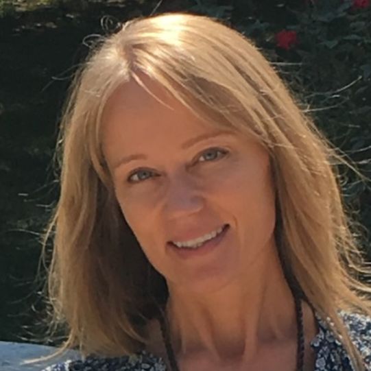 Kamilla Schenck, Counselor