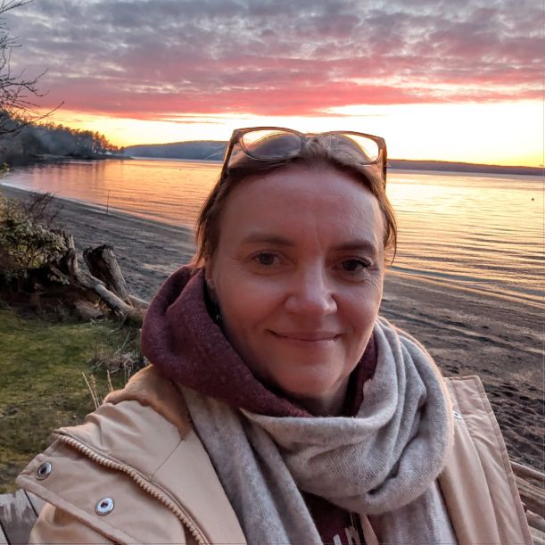 KAROLINA KOZAKIEWICZ, Independent Substance Abuse Counselor