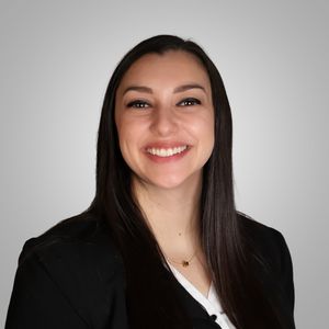 Lauryn Lewis, Occupational Therapist