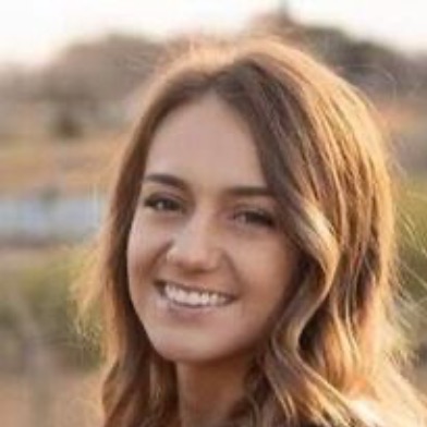 Lindsay McCue, Licensed Marriage and Family Therapist (LMFT)