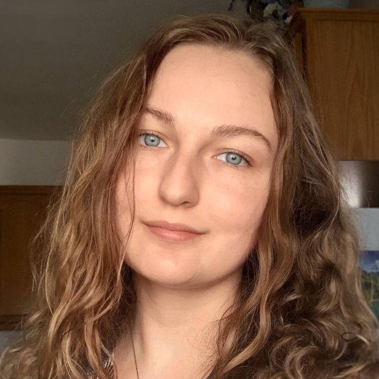 Mikalli Yoder, Licensed Master Social Worker (LMSW)