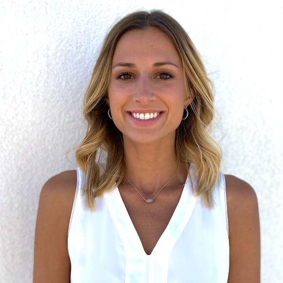Shannon Lopynski, Psychotherapist