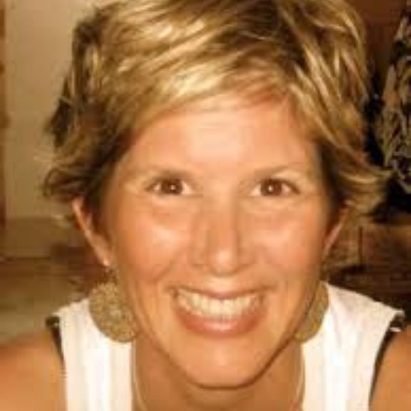 Shanowa Simington, Licensed Marriage and Family Therapist (LMFT)