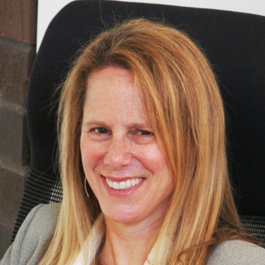 Tracy Lewis, Licensed Clinical Social Worker (LCSW)