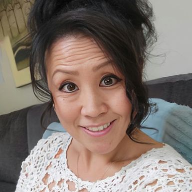 Yumi Lemaster, Licensed Clinical Social Worker (LCSW)